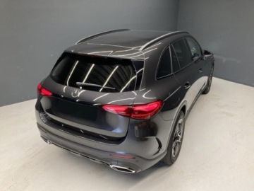 Mercedes GLC C254/X254 Coupe 2.0 200 204KM 2025 MERCEDES-BENZ GLC 200 4-Matic AMG Line Suv 204KM 2025, zdjęcie 1