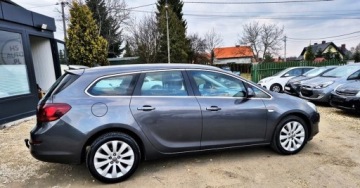 Opel Astra J Sports Tourer 1.4 Turbo ECOTEC 140KM 2011 Opel Astra BENZYNA nawigacja pol SKORA super okazja POLECAMY 1.4, zdjęcie 12
