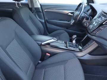 Hyundai i40 Sedan Facelifting 1.7 CRDi 141KM 2015 Hyundai i40 1.7 CRDi, Salon Polska, 1. Właściciel, zdjęcie 8