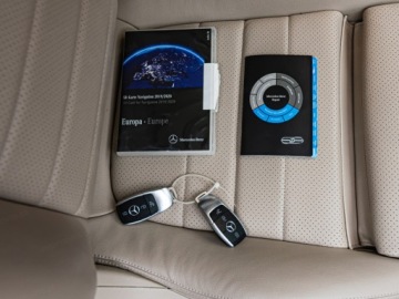 Mercedes Klasa C W205 Coupe Facelifting 2.0 300 258KM 2019 MERCEDES-BENZ C Klasa C 300 9G-TRONIC 2.0 258KM 2019, zdjęcie 31