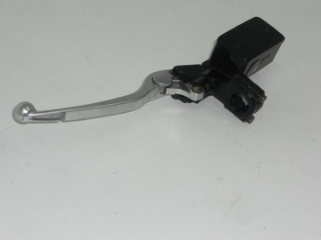 SUZUKI GSF 1200S BANDIT (06-07) КРЕПЛЕНИЕ РУЧКИ НАСОСА ЦИЛИНДРА СЦЕПЛЕНИЯ ОРИГИНАЛ