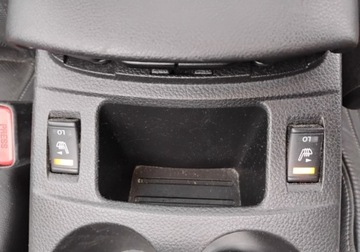 Nissan Qashqai II Crossover 1.2 DIG-T 115KM 2017 Nissan Qashqai 2017r, 1.2 Benzyna. Uszkodzone boki. Jezdzi. 1.2 Benzyna, zdjęcie 18