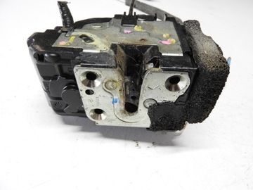 NISSAN X-TRAIL T31 08-13 Zamek drzwi prawy przod 6 PIN
