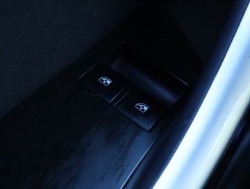 Opel Astra J Sports Tourer 1.4 Turbo ECOTEC 140KM 2011 Opel Astra 1.4 T, Navi, Klima, Klimatronic, zdjęcie 17