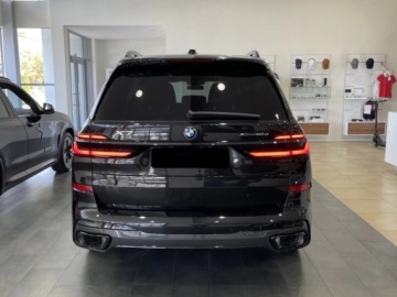 BMW X7 SUV Facelifting 3.0 40d 352KM 2026 BMW X7 xDrive40d Sport Suv 3.0 (352KM) 2026, zdjęcie 3