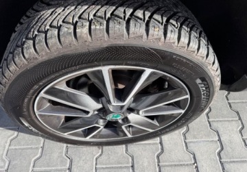 Skoda Yeti 2014 Skoda Yeti auto jak nowebogata wersjanaviklimatronikalu17 1.2 Benzyna, zdjęcie 34