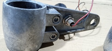 МАССИВНЫЕ КРОНШТЕЙНЫ, ПОВОРОТНИКИ, КРЕПЛЕНИЯ, ЗАЖИМ ФАР, РУЧКА