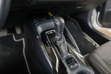 Toyota Corolla XII Sedan Facelifting 1.8 Hybrid 140KM 2023 Toyota Corolla 1.8 Hybrid Comfort Tech Oferta Dealera 1.8 Hybryda 140KM, zdjęcie 13