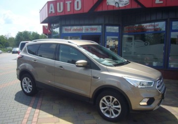 Ford Kuga II SUV Facelifting 1.5 EcoBoost 150KM 2019 Ford Kuga Ford Kuga II Salon PL - serwis 1.5 Benzyna 150KM, zdjęcie 4