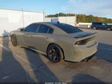Dodge Charger VII 2017 Dodge Charger SRT Hellcat 2017 6.2L 6.2 Benzyna 707KM, zdjęcie 3
