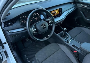 Skoda Octavia IV Kombi 1.0 TSI 110KM 2022 Skoda Octavia Ambition Pakiet Selection, FV 23, Kamera cofania, Tempomat,, zdjęcie 6