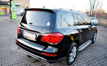 Mercedes Klasa GL X166 Off-roader GL 500 435KM 2014 Mercedes-Benz GL 7 osobowy, Maly przebieg, 4.7 Benzyna 435KM, zdjęcie 3