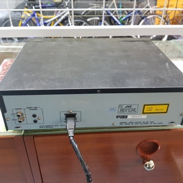 Odtwarzacz CD JVC XL-E66