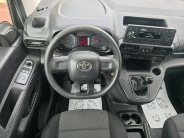 Toyota Proace City Furgon Brygadowy 1.5 D-4D 100KM 2021 Toyota ProAce City LONG 1.5 D-4D Salon Polska 31.000 km Finansowanie FV 23%, zdjęcie 3