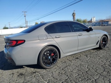 BMW Seria 5 G30-G31 2022 BMW Seria 5 530E 2022 2.0l 2.0 Hybryda 288KM, zdjęcie 3