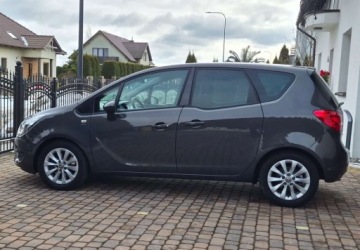 Opel Meriva II Mikrovan Facelifting 1.4 Turbo ECOTEC 140KM 2017 Opel Meriva Opel Meriva 1.4 Automatik Edition 1.4 Benzyna 140KM, zdjęcie 22