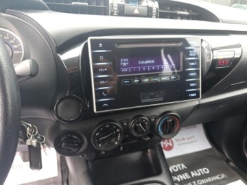 Toyota Hilux VIII Pojedyncza kabina 2.4 D-4D 150KM 2017 Toyota Hilux 2.4 D-4D Double Cab DLX 4x4 Toyota Hi, zdjęcie 33