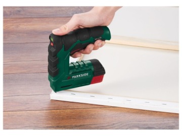 Аккумуляторный степлер PARKSIDE PAT 4 со скобами и гвоздями 4 В 878