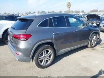 Mercedes GLA II 2021 Mercedes-Benz GLA 2021 MERCEDES-BENZ GLA 250 2.0 Benzyna 221KM, zdjęcie 3
