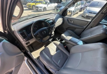 Mazda Tribute I 3.0 V6 197KM 2002 Mazda Tribute 3.0 V6, Uszkodzony Silnik 3.0 Benzyna 197KM, zdjęcie 5