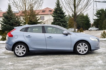 Volvo V40 II Hatchback Facelifting 2.0 D2 120KM 2018 VOLVO V40 INSCRIPTION PANORAMA SKÓRA AUTOMAT, zdjęcie 11