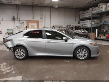 Toyota Camry IX 2023 Toyota Camry 2023 TOYOTA CAMRY LE 2.5 Benzyna 202KM, zdjęcie 11