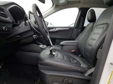 Ford Kuga III 2023 Ford Kuga 2023, 2.0L, 4x4, PLATINUM, od ubezpieczalni 2.0 Benzyna 250KM, zdjęcie 7