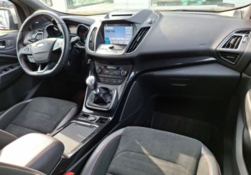 Ford Kuga II SUV Facelifting 1.5 EcoBoost 150KM 2019 Ford Kuga Ford Kuga 1.5 EcoBoost 150KM, ST-line, Salon PL 1.5 Benzyna 150KM, zdjęcie 14