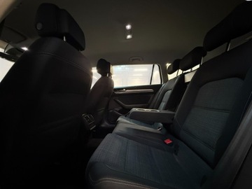 Volkswagen Passat B8 Variant 2.0 TDI BlueMotion SCR 190KM 2019 Volkswagen Passat Volkswagen Passat, zdjęcie 21