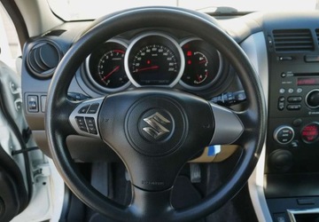 Suzuki Grand Vitara II SUV 3d Facelifting 2012 1.6 VVT 106KM 2014 Suzuki Grand Vitara Suzuki Grand Vitara 1.6 City 1.6 Benzyna 106KM, zdjęcie 28