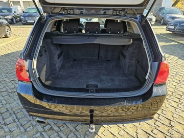 BMW Seria 3 E90-91-92-93 Coupe E92 320i 170KM 2008 BMW 320 2,0 benzyna 170KM, zdjęcie 15