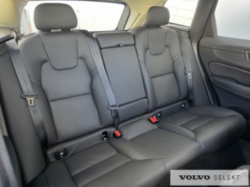 Volvo XC60 II 2025 Volvo XC 60 FV23 Plus Dark B5 250KM AWD ACC Kamera, zdjęcie 15