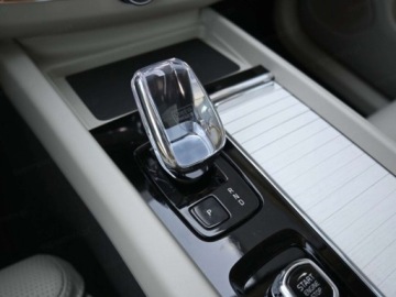 Volvo XC60 II 2026 VOLVO XC60 T6 Plug-In Hybrid AWD Ultra Dark Suv 2.0 (398KM) 2026, zdjęcie 9