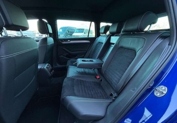 Volkswagen Passat B8 Variant Facelifting 2.0 TSI 190KM 2019 Volkswagen Passat Variant R-LINE -elegance, DCC, Matrix, Hak, DYNAUDIO, AC, zdjęcie 18