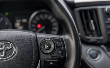 Toyota RAV4 IV MPV Facelifting 2.0 D-4D 143KM 2016 Toyota RAV4 Toyota RAV4 2.0 Diesel 143KM, zdjęcie 18