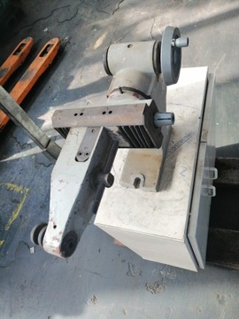 PRZYRZĄD OBROTOWO-PRZESUWNY NARZĘDZIE Szlifierki