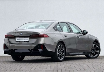 BMW Seria 5 2024 BMW Seria 5 520d xDrive M Pakiet Service Inclusive Digital Key VAT23 2.0, zdjęcie 1