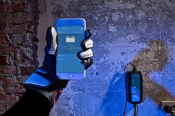 Зарядное устройство Bluetooth Victron Blue Smart 12 В 5 А