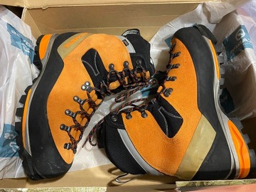 Buty wysokogórskie Scarpa Mont Blanc GTX r. 45,5