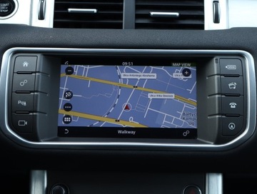 Land Rover Range Rover Evoque I SUV 5d Facelifting 2.0D TD4 150KM 2017 Land Rover Range Rover Evoque eD4, Salon Polska, zdjęcie 12