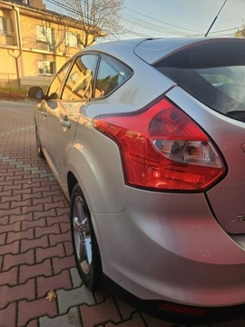 Ford Focus III Hatchback 5d 1.6 Duratec 125KM 2013 Ford Focus 1.6i (125PS) KlimaTronik, Elektryka,, zdjęcie 13