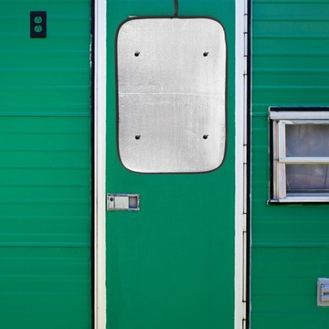 Светоотражающий капюшон для автомобильных штор