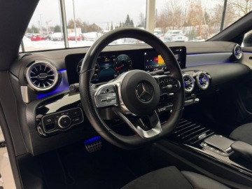 Mercedes CLA C118/X118 Shooting Brake Facelifting 1.3 200 163KM 2023 Mercedes-Benz CLA 200 AMG Line / 1 właściciel / Sa, zdjęcie 6