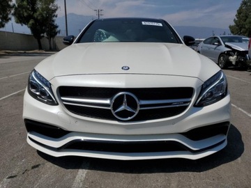 Mercedes Klasa C W205 2015 Mercedes-Benz Klasa C 63 AMG-S 2015 4.0l 4.0 Benzyna 503KM, zdjęcie 5