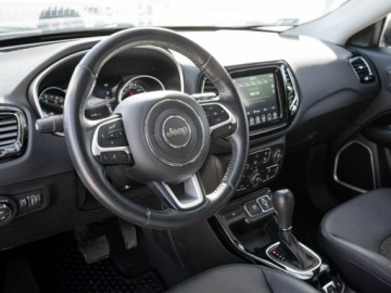Jeep Compass II SUV Facelifting 1.3 GSE T4 150KM 2021 Jeep Compass 1.3 TMair Limited FWD DDCT K.cof, zdjęcie 5