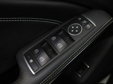 Mercedes GLA I Off-roader 1.6 200 156KM 2015 Mercedes GLA 200 automat grzane fotele navi, zdjęcie 36