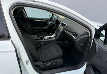 Ford Mondeo V Sedan 2.0 TDCi 150KM 2016 Ford Mondeo 2.0 TDCi 150km salon Polska 2.0 Diesel 150KM, zdjęcie 9