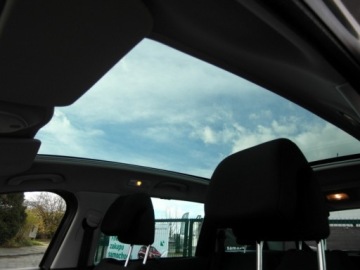 Peugeot 5008 I Minivan 2.0 HDi FAP 150KM 2011 Peugeot 5008 Allure Nawigacja Panorama Dach Head-Up 2.0 Diesel 150KM, zdjęcie 16