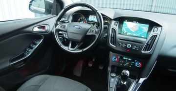 Ford Focus III Kombi Facelifting 1.5 EcoBoost 150KM 2018 Ford Focus 1,5Benzyna 150KMSerwisowany2 x KlIMAtronicALU EURO 6 1.5, zdjęcie 4