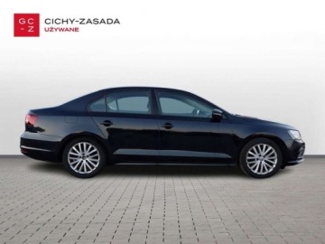 Volkswagen Jetta VI Sedan Facelifting 2.0 TDI 110KM 2016 Volkswagen Jetta Comfortline 2,0 TDI 110km Salon PL Serwis ASO FV-Mar, zdjęcie 5